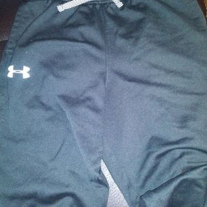 Boys Under Armour sweatpants